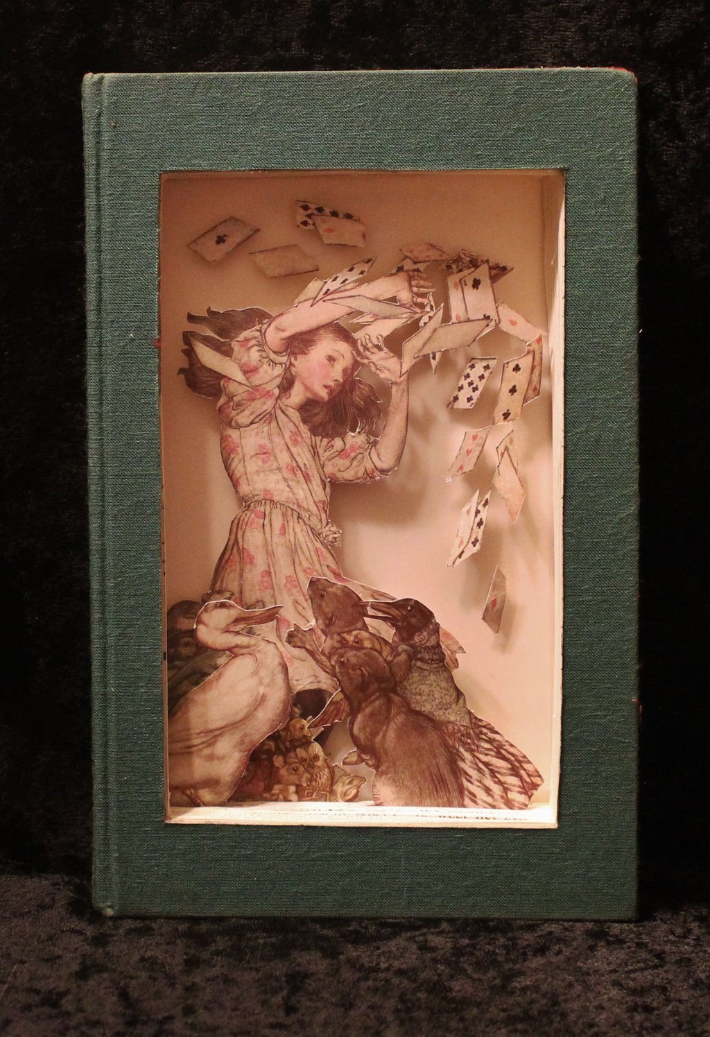 alice_and_the_cards_book_sculpture_by_wetcanvas-d5v71q9.jpg
