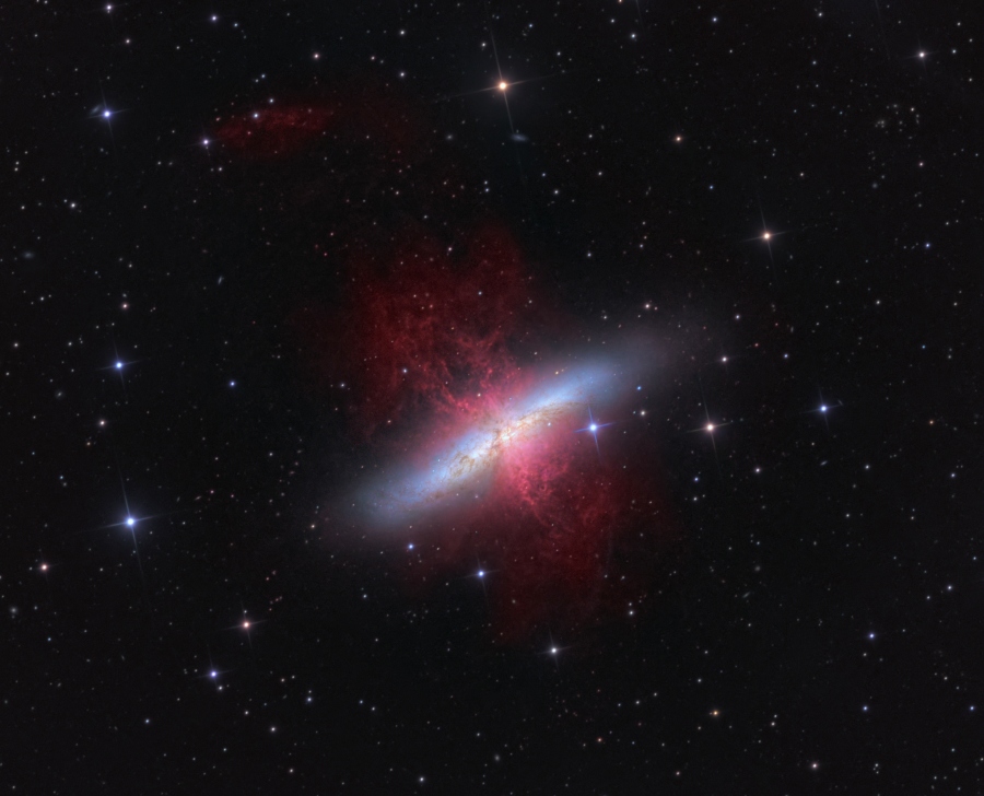 M82