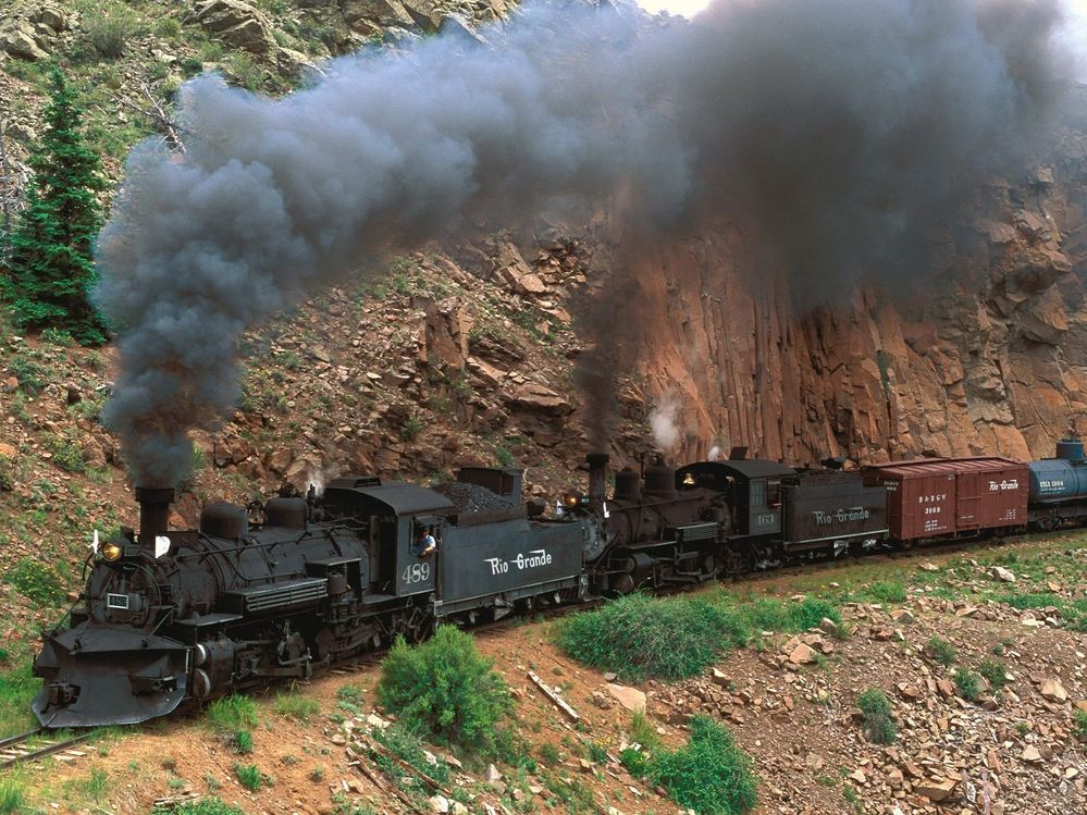 Cumbres-and-Toltec-Steam-Train-Colorado.jpg