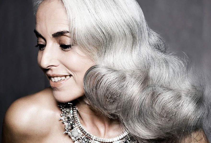 59-years-old-grandma-fashion-model-yasmina-rossi-2__880.jpg