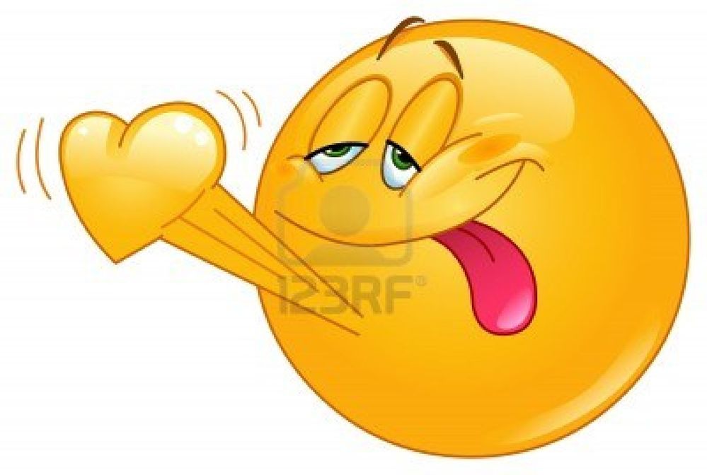 http://us.123rf.com/400wm/400/400/yayayoy/yayayoy1212/yayayoy121200003/16707413-emoticon-en-amour-avec-le-c-ur-battant.jpg